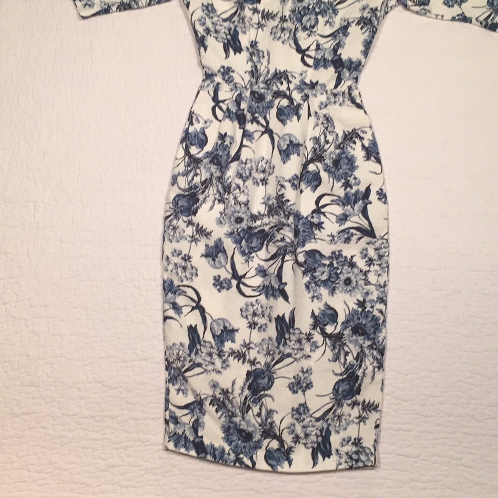 NWOT Sold Out ASOS - Wiggle Dress - Blue Floral - Picture 2 of 8